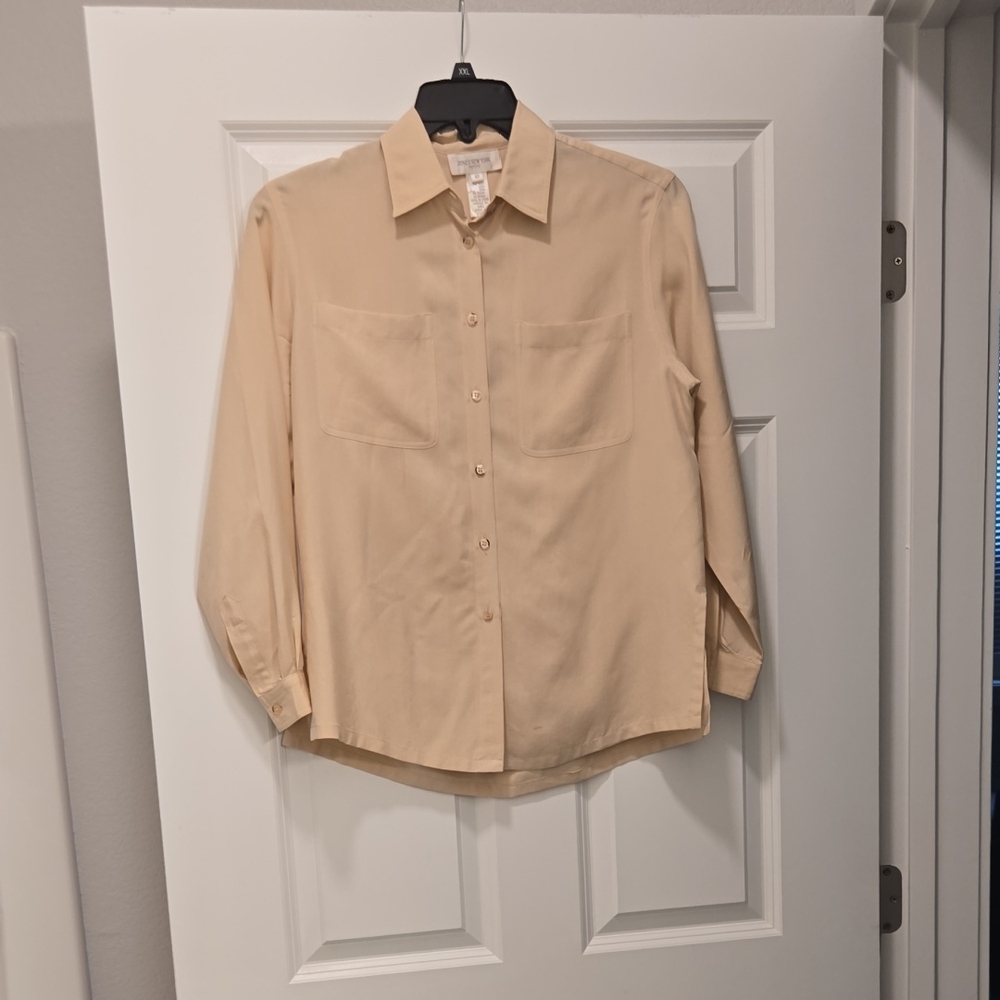 Jones New York Dark Cream Silk Button Down Shirt 4P